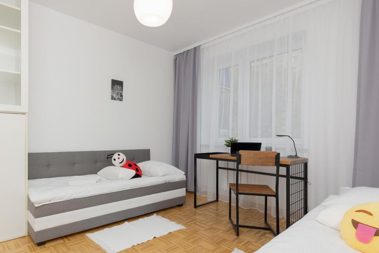 Family Apartment Bogatynska Bemowo By Noclegi Renters Varsovia Exterior foto